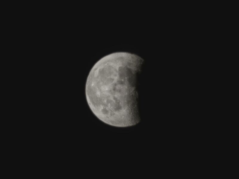 ファイル:Xiaomi12sUltra supermoon20x eclipse.jpg